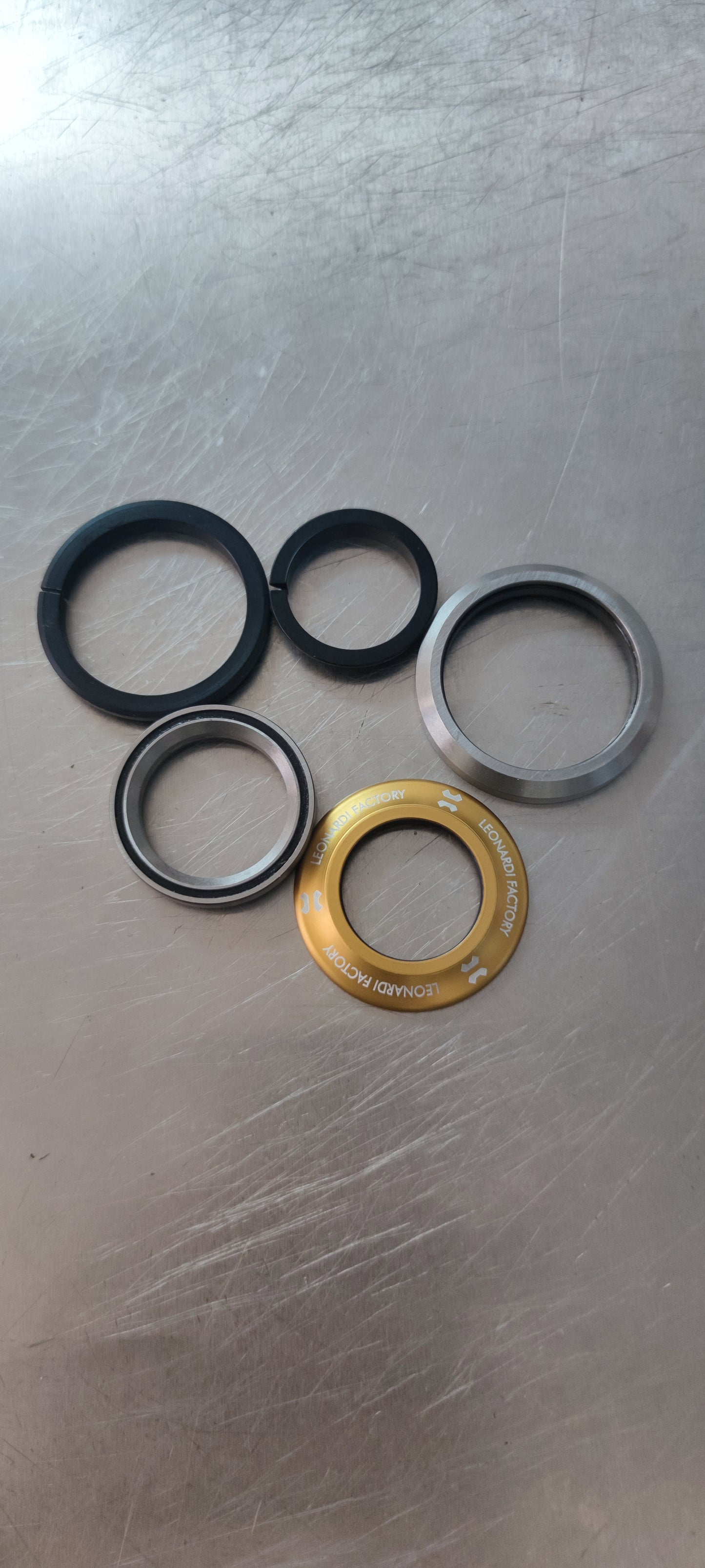 1-1/5 1"-1/8 HEADSET TAPERED GOLD